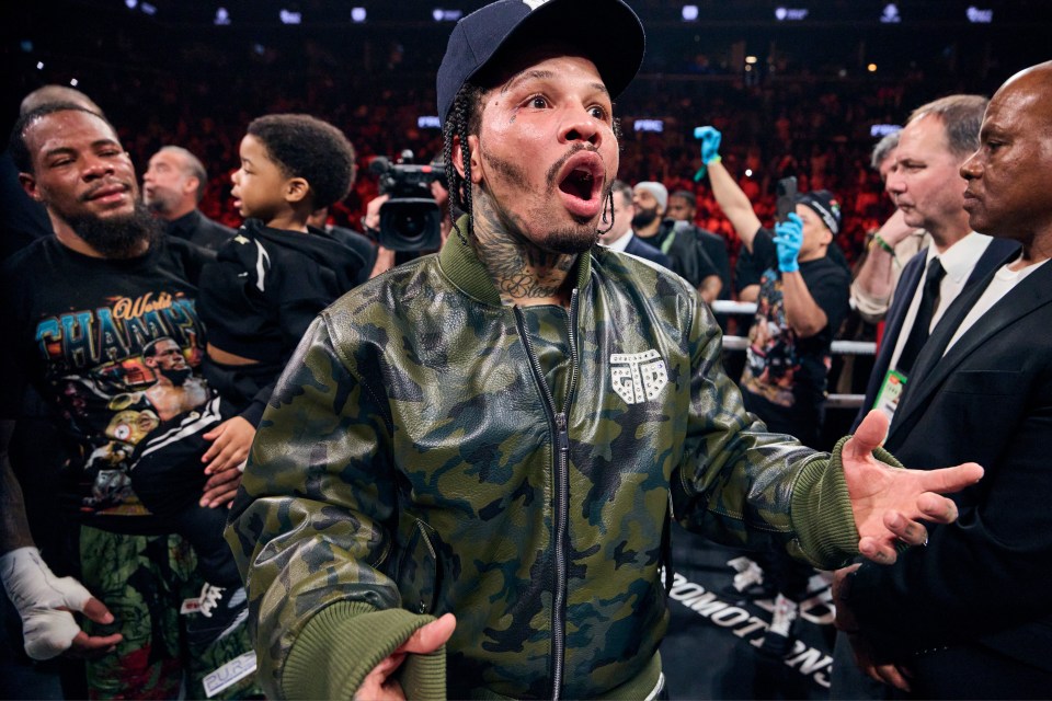 Read more about the article ‘Burning my eyes’ – Gervonta Davis hits out at judges decision over controversial Lamont Roach knee