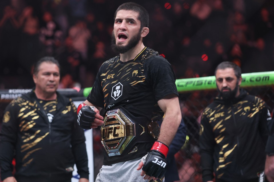 You are currently viewing ‘It’s massive’ – Islam Makhachev super fight named as only bout that can match Jon Jones vs Tom Aspinall in UFC