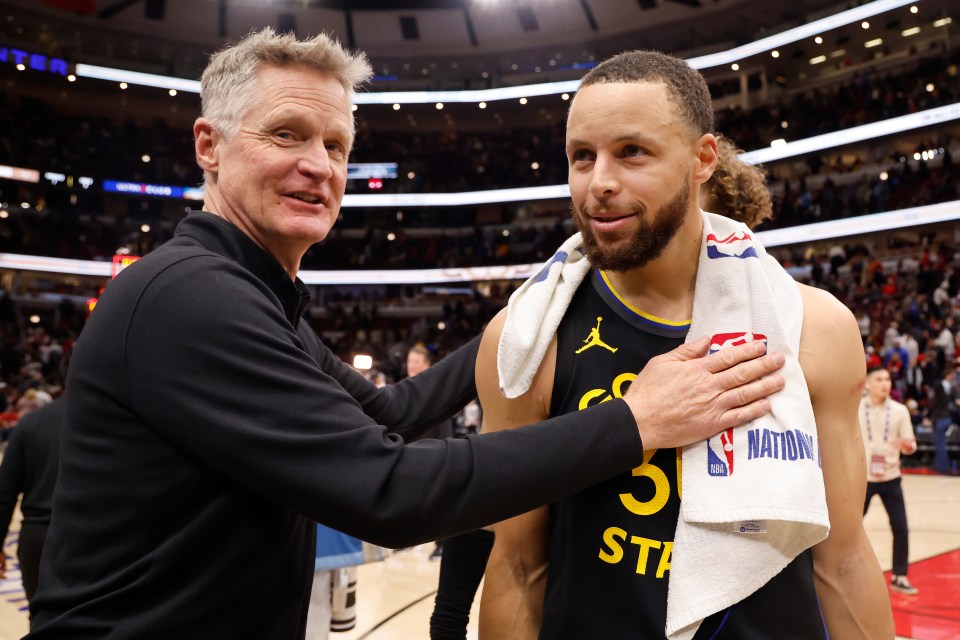 You are currently viewing ‘Expiration date’ – Steve Kerr lifts lid on Steph Curry’s and his retirement plans as $35M contract end looms