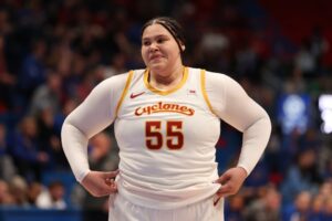 Read more about the article ‘Female Shaq’ could be March Madness’ breakout star as Kevin Garnett and others laud dominant college hooper