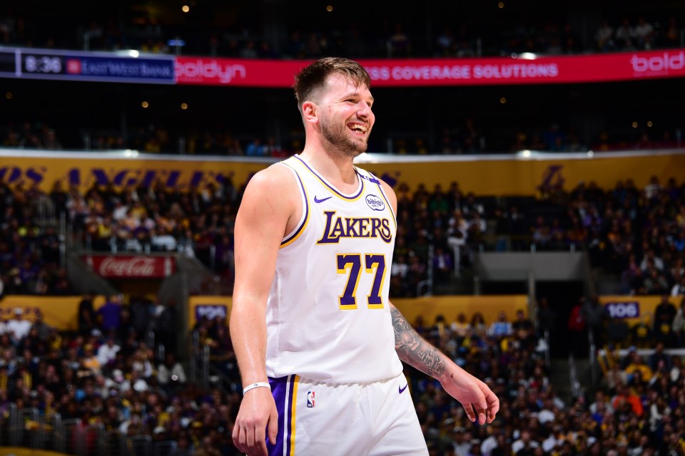 You are currently viewing ‘My hands were shaking’ – NBA insider reveals exact moment when he surprisingly broke the Luka Doncic trade