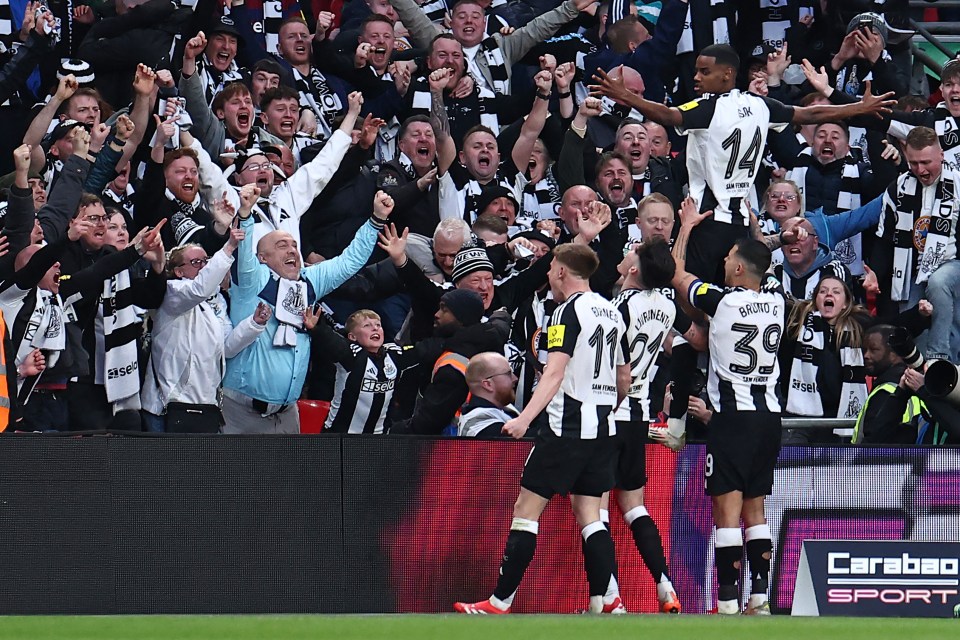 You are currently viewing Newcastle end agonising 70-year wait with stunning Carabao Cup final win against Liverpool