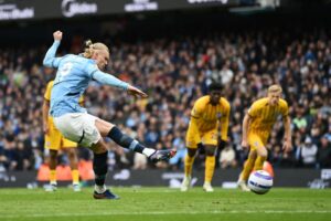 Read more about the article Erling Haaland creates another astonishing piece of Premier League history for Man City