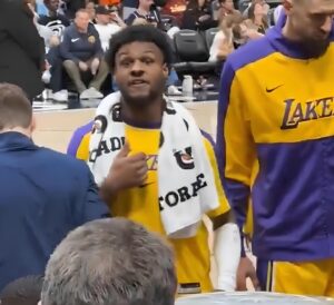 Read more about the article Footage captures Bronny James’ brutal three-word putdown to heckler at Lakers game