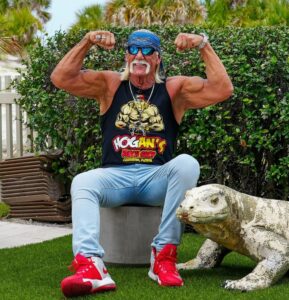 Read more about the article ‘Why did you do this?’ – Hulk Hogan blasted after infuriating fans with bizarre exit from meet and greet