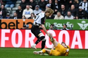 Read more about the article Will Anthony Gordon miss the Carabao Cup final? Newcastle star sent off in moment of madness against Brighton