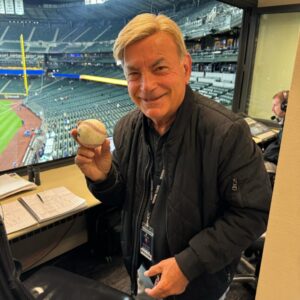 Read more about the article ‘Scary situation’ – MLB announcer smacked in head with foul ball forcing live broadcast into abrupt break