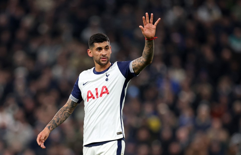 You are currently viewing ‘Thinks he’s bigger than the club’ – Simon Jordan slams Cristian Romero for comments on Tottenham future