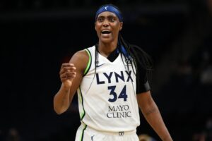 Read more about the article I’m two-time WNBA champion set for Hall of Fame induction – now I work in funeral home after learning to be mortician