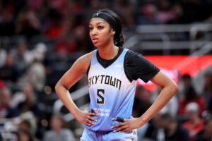 Read more about the article Angel Reese extends Michael Jordan invite ahead of Chicago’s season-opener against Caitlin Clark