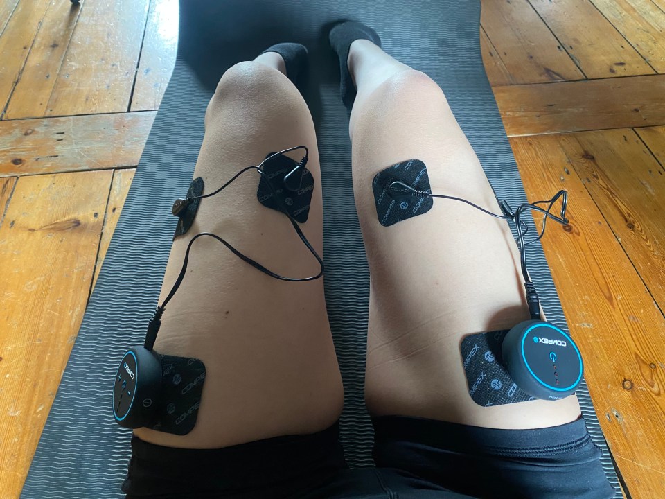 You are currently viewing Compex electrical muscle stimulator review: Can it help you recover from distance running?