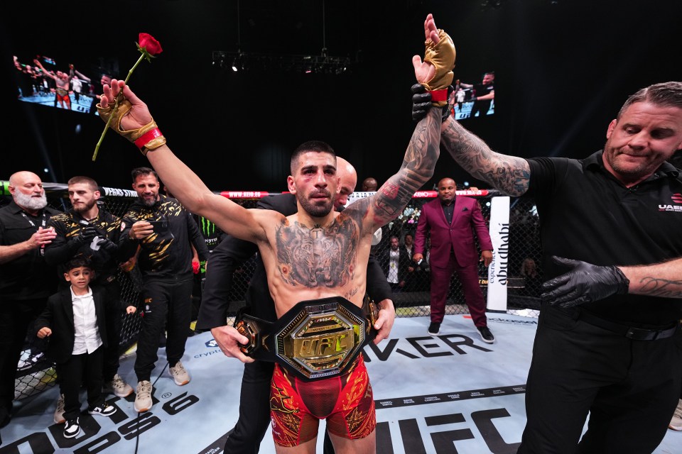 You are currently viewing Ilia Topuria drank wine to cut weight before UFC title run, but stopped for one reason: ‘I was partying’