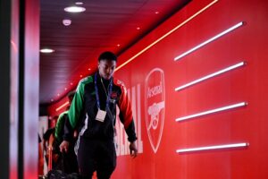 Read more about the article Myles Lewis-Skelly instantly makes Champions League history in Arsenal clash against PSG