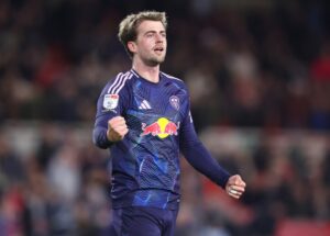 Read more about the article Leeds star gets Premier League promotion party started in style with generous fan gesture