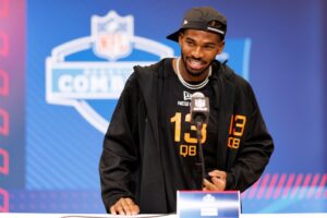 Read more about the article ‘What an idiot’ – NFL fans roast ESPN analyst over outlandish claim slighted Shedeur Sanders could have Tom Brady career