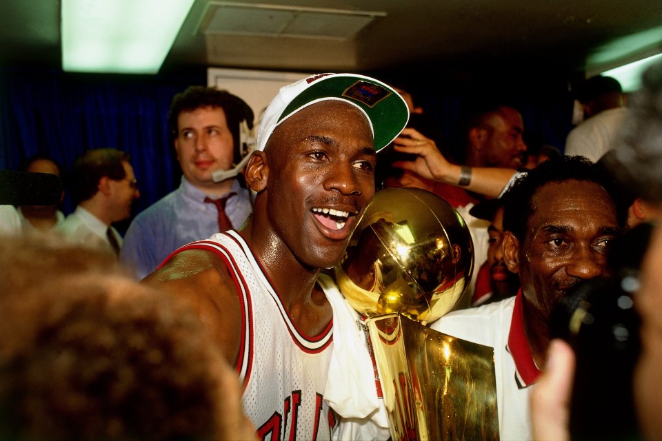 You are currently viewing Michael Jordan violated NBA’s 51% rule with banned item but Nike ‘picked up $5k fine’ every game