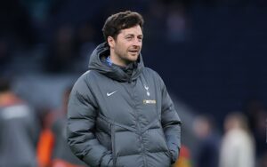 Read more about the article Ryan Mason frontrunner for EFL job days after first major trophy win with Tottenham