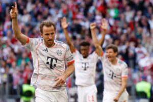 Read more about the article Harry Kane finally gets hands on first trophy as he’s soaked by beer in wild Bayern Munich title celebrations