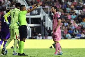 Read more about the article Lionel Messi calls out MLS referees in rare interview as Inter Miami slump continues