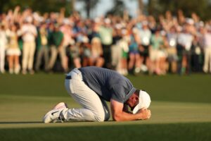 Read more about the article Rory McIlroy reveals five-word message he got from Tiger Woods after winning the Masters