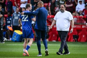 Read more about the article ‘This is normal’ – Ex-Chelsea player responds after Gary Neville blasts ‘scandalous’ Evangelos Marinakis meltdown