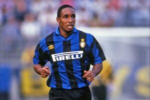 Read more about the article I played for Liverpool and Man United but scary European transfer was best move I ever made