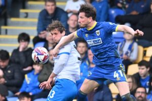 Read more about the article Ex-Chelsea defender Sam Hutchinson undergoes heart surgery as EFL club release statement