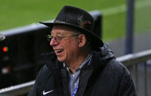 Read more about the article ‘I could cry’ – EFL club takeover finally agreed after years of protests against unpopular owner