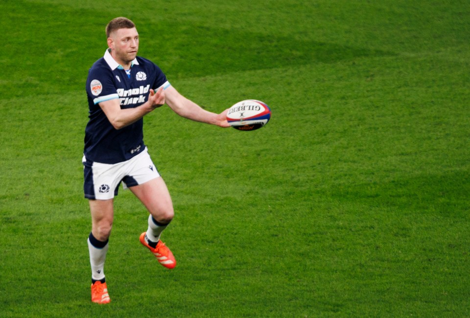 You are currently viewing Johnny Sexton faces awkward reunion after criticism of ‘flashy’ British & Irish Lions star