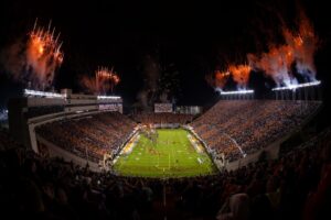 Read more about the article ‘Small earthquake’ – Metallica’s Virginia Tech ‘homecoming’ underlines why college football’s special atmosphere can’t be touched