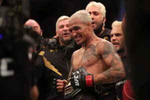 Read more about the article ‘All in’ – Charles Oliveira issues stern Ilia Topuria warning in first response to UFC 317 title fight