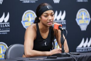 Read more about the article Angel Reese brutally shuts down probing Caitlin Clark question with incredibly blunt two-word response