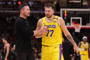 Read more about the article Lakers advertise new $250k role after Luka Doncic’s fitness questioned in early NBA playoff exit