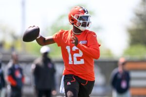 Read more about the article ‘People don’t like that’ – Shannon Sharpe fiercely defends Shedeur Sanders as QB claims online hate is because of dad