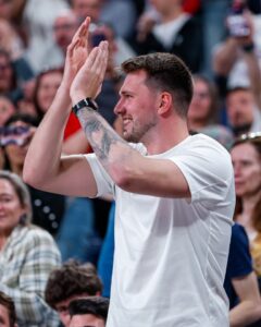 Read more about the article ‘He probably took that Ozempic stuff’ – Chad Ochocinco and Shannon Sharpe skeptical on Luka Doncic’s quick body transformation
