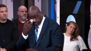 Read more about the article ‘This is really special’ – Emotional Shaq wipes away tears as Ernie Johnson delivers heartfelt speech