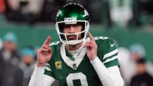 Read more about the article Shock NFC team could beat Steelers to Aaron Rodgers after $30m quarterback’s major career decision