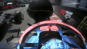 Read more about the article ‘So dangerous’ – Formula 1 star drives 500 metres without brakes before rival mechanics jump in front of car
