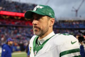 Read more about the article Questions remain for Aaron Rodgers as latest Pittsburgh Steelers move leaves glaring hole to raise quarterback fears