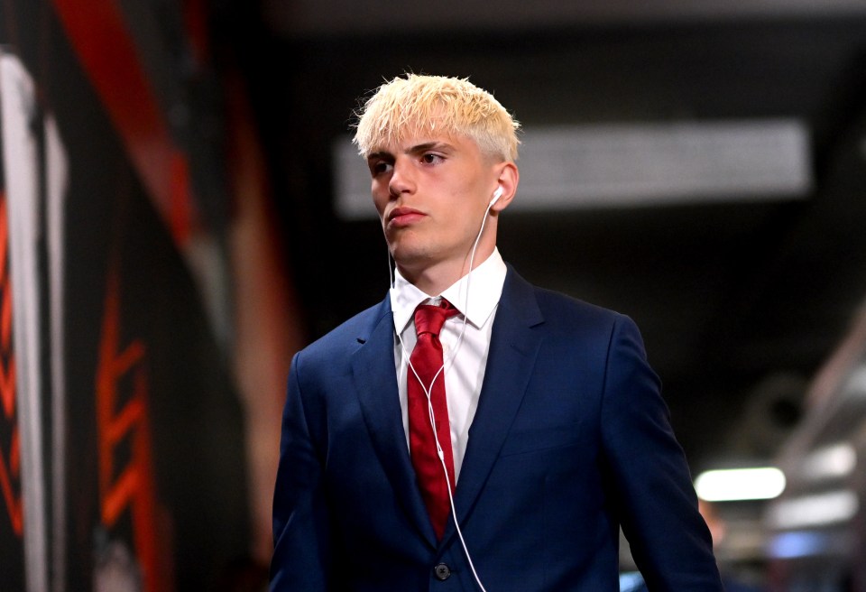You are currently viewing Alejandro Garnacho posts cryptic Instagram message hours before being benched for Europa League final