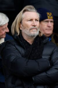 Read more about the article ‘The journey continues’ – Robbie Savage agrees new two-year deal with non-league side