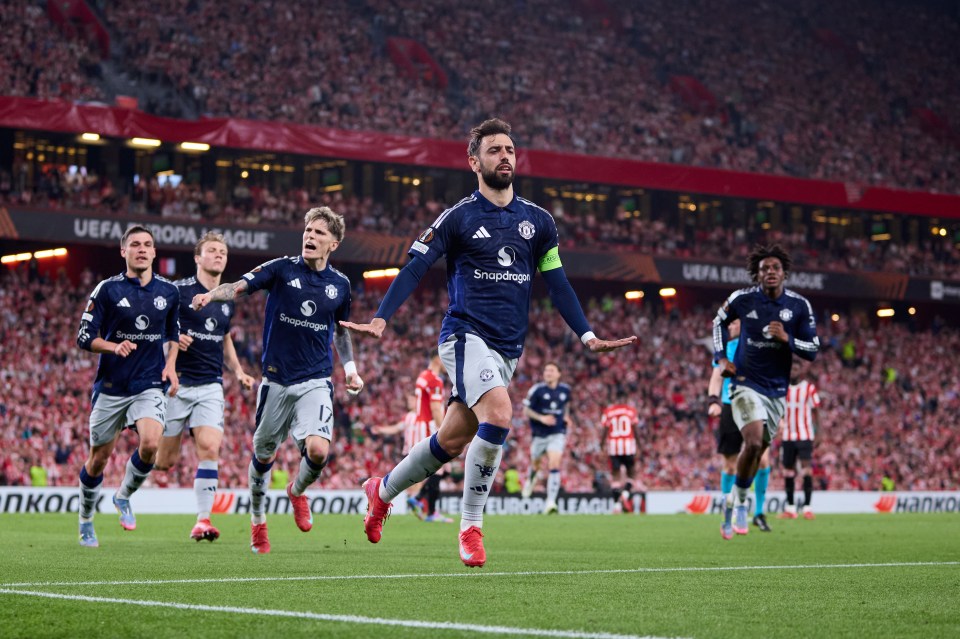 You are currently viewing English clubs enjoy dream night in Europe as finals beckon for Manchester United, Tottenham Hotspur and Chelsea