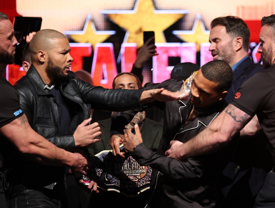 You are currently viewing ‘2-0 Eubank’ – Chris Eubank Jr trolls Conor Benn for bold new look with brutal Eminem dig