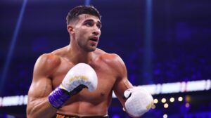 Read more about the article Tommy Fury suffers concerning injury during comeback fight: ‘It’s going to be a problem’