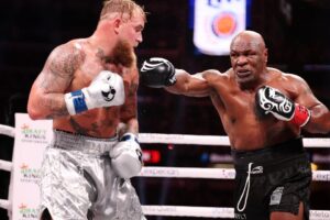 Read more about the article Mike Tyson made official offer for stunning comeback fight with MMA legend after Jake Paul loss