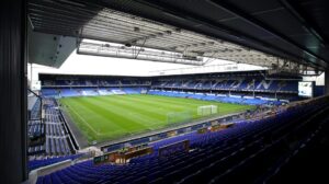 Read more about the article Everton fans allowed to break strict Premier League protocol for Goodison Park farewell