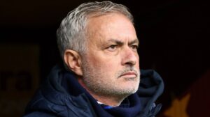 Read more about the article Al Hilal target two Premier League bosses and Jose Mourinho with short deadline set