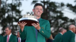 Read more about the article Shane Lowry splashes out on luxurious gift in celebrations with Rory McIlroy