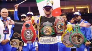 Read more about the article Canelo Alvarez stunningly tipped to retire this year despite previous deadline