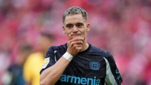 Read more about the article Bayern chief gives frosty interview on Florian Wirtz transfer amid Man City and Liverpool links